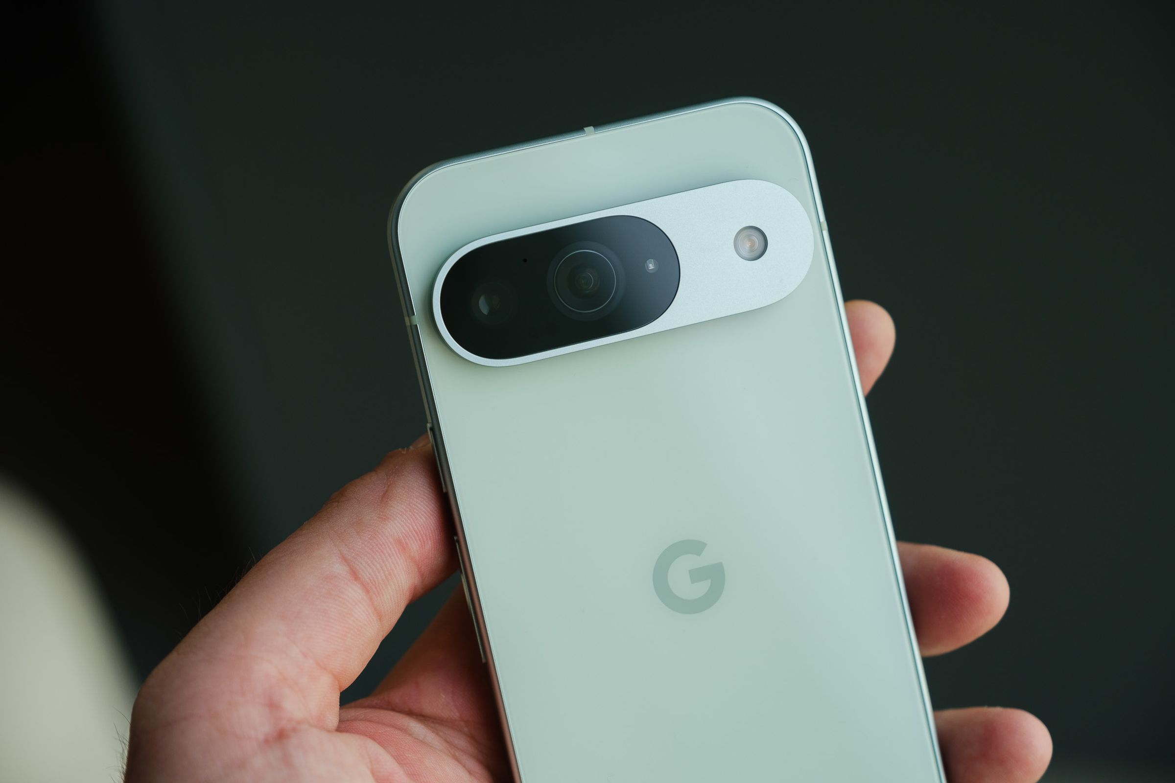 A hands-on photo of Google’s Pixel 9 / 9 Pro 9 / 9 Pro XL.