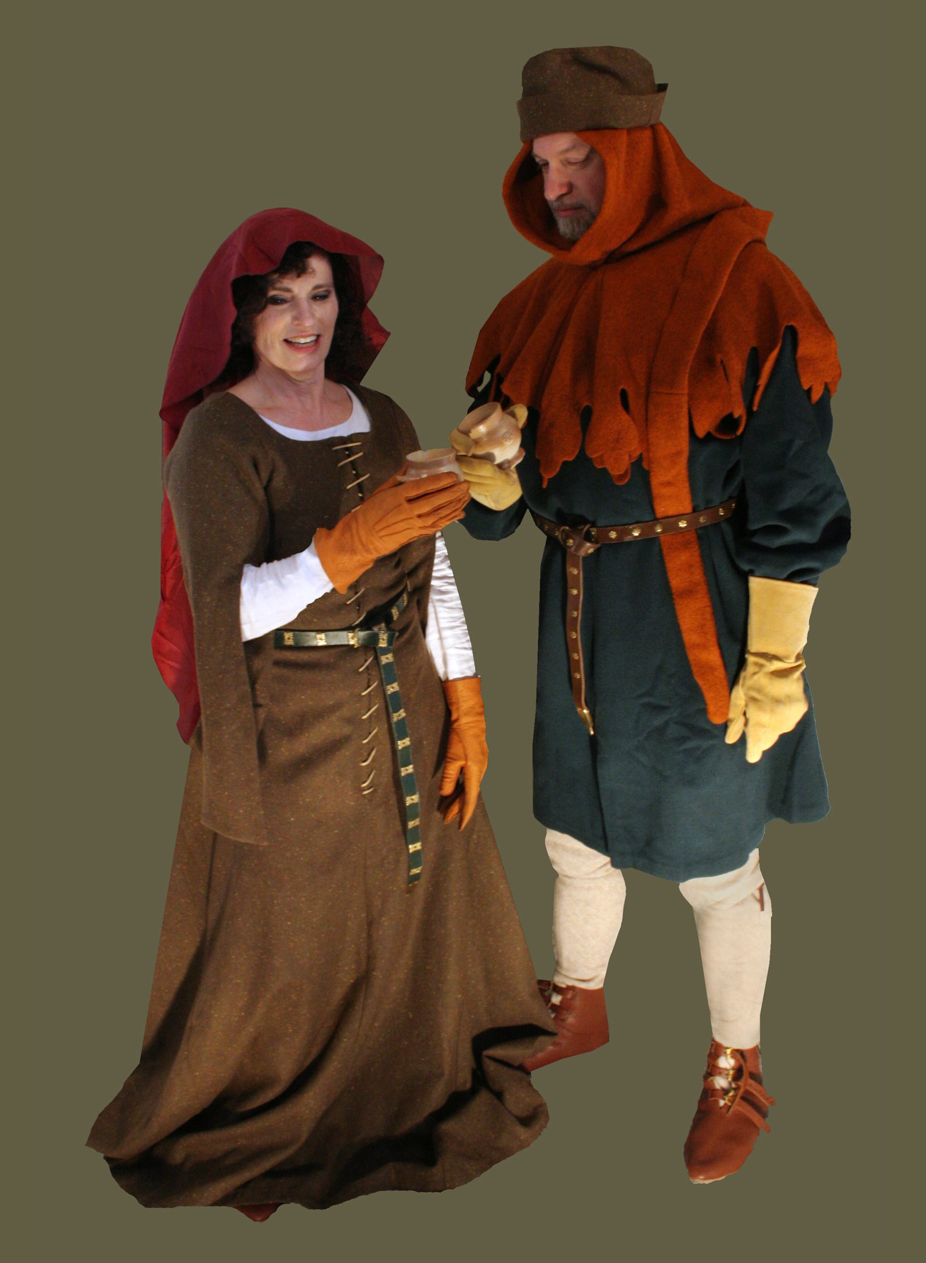 gown_15thc_BrownWool_tunic_GreenWool