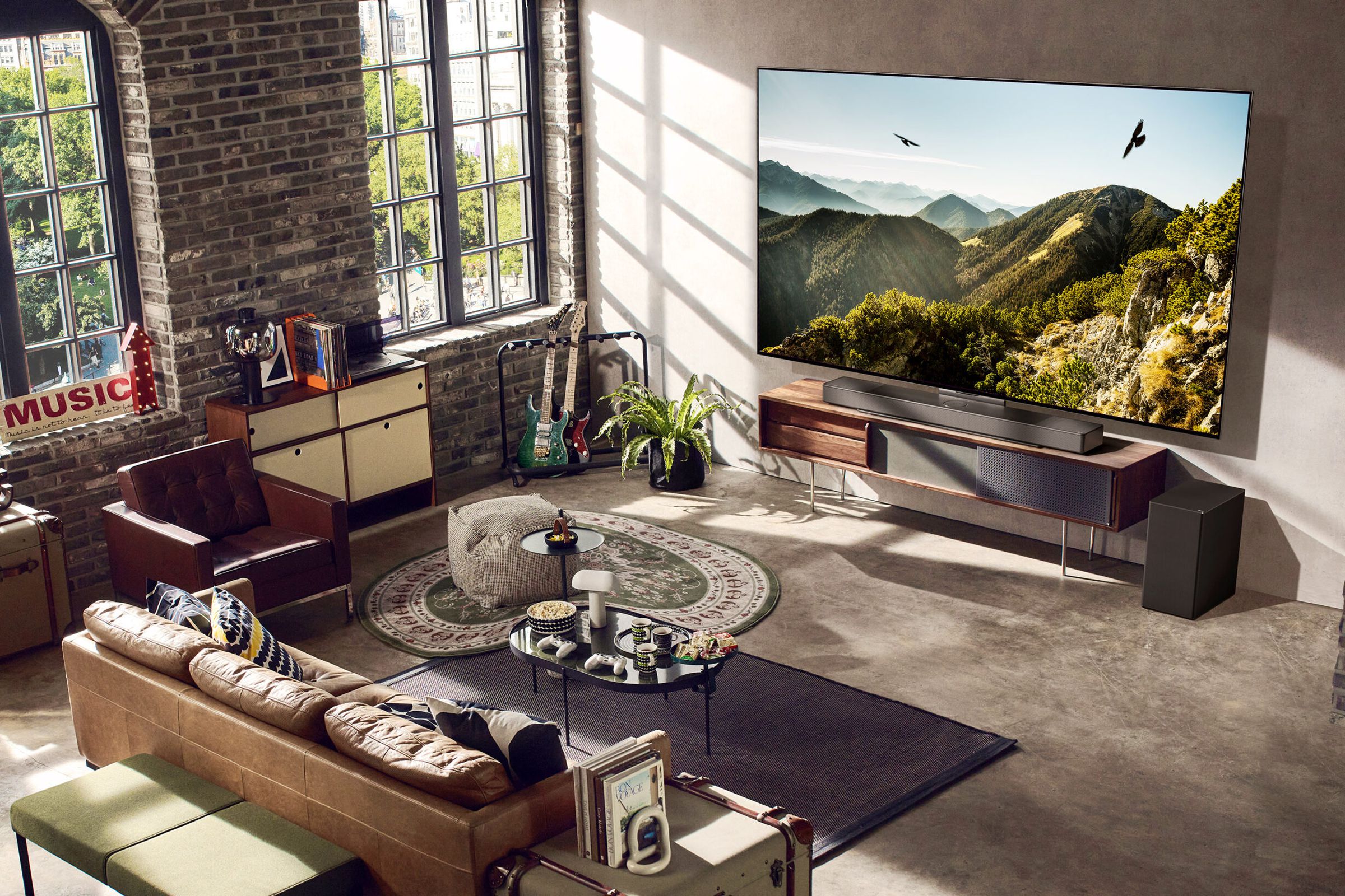 LG’s C3&nbsp;OLED TV turned on in a spacious living room.