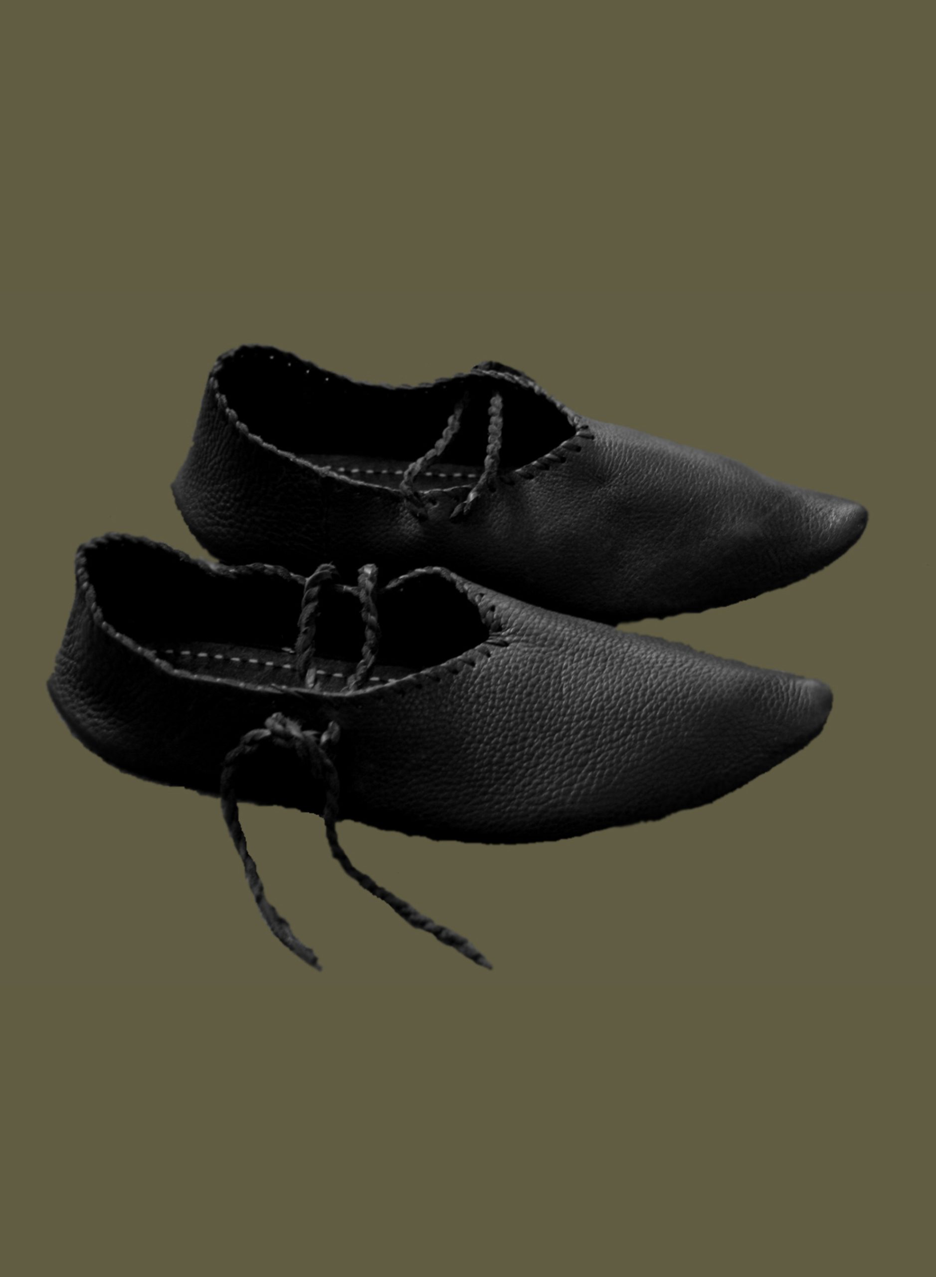 turnshoe_Black