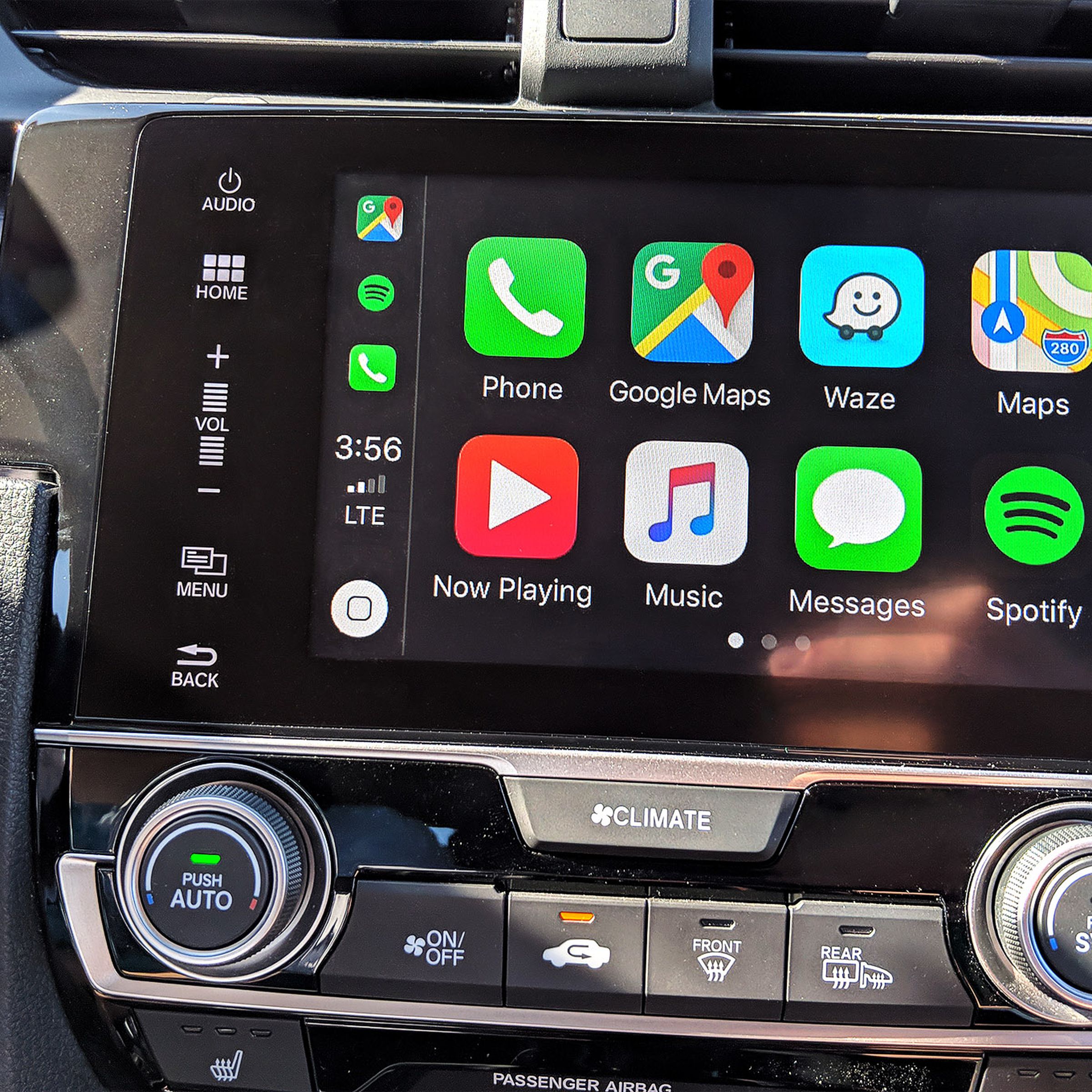 Apple CarPlay